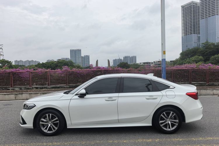 Used Honda Civic 2023 240TURBO CVT Dynamic Edition
