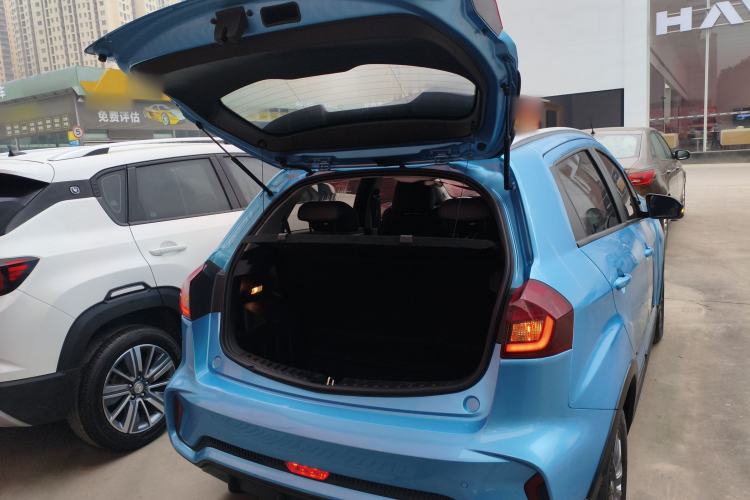 Used Geely Auto Vision X3 2021 PRO 1.5L CVT Deluxe Model
