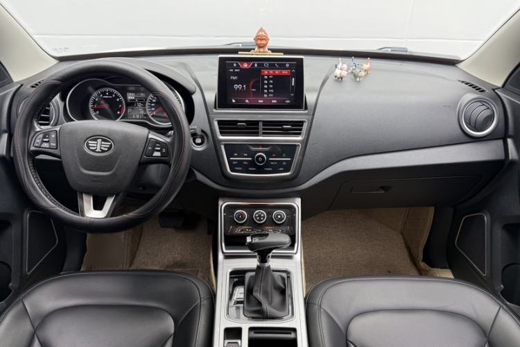 Used Bestune X40 2019 1.6L Automatic Luxury Version China V Emission Standard