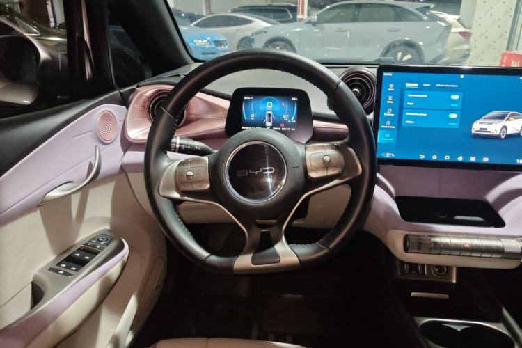 Used BYD Dolphin 2021 405 km Fashion Edition
