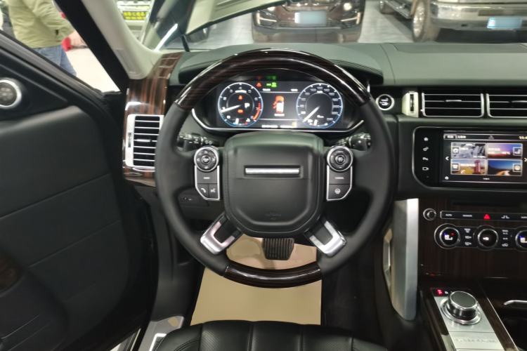 Used Land Rover Range Rover 2016 3.0 SC V6 Vogue SE Long-Wheelbase Edition