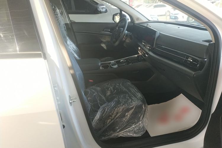 Used Kia Sportage 2023 2.0T Two-Wheel-Drive Prestige Edition