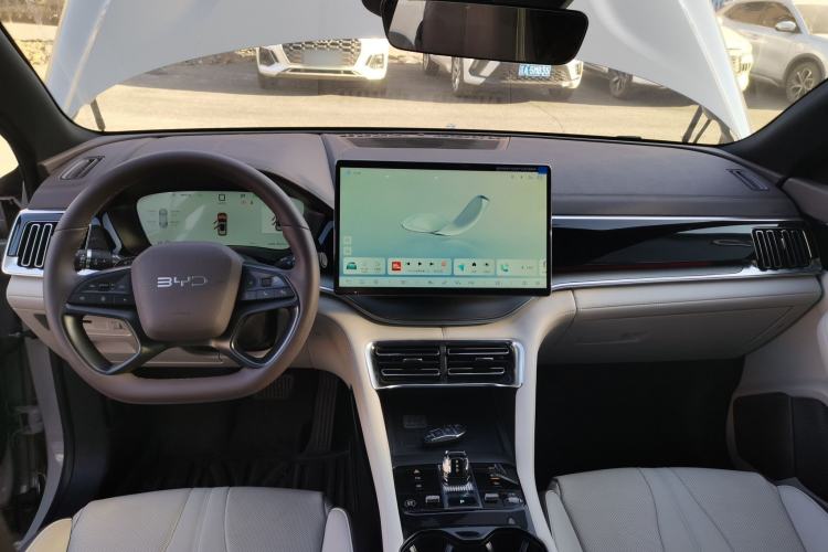 Used BYD Song PLUS New Energy 2025 EV Intelligent Driving Version 520km Premium Model
