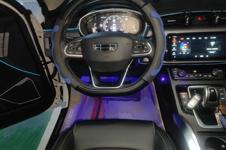 Used Geely Auto Emgrand X7 Sport 2021 Million Edition 1.8TD DCT Two-Wheel Drive Luxury Model
