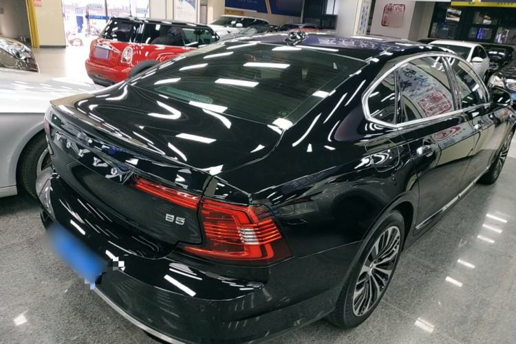 Used Volvo S90 2023 B5 Zhiyi Luxury Edition
