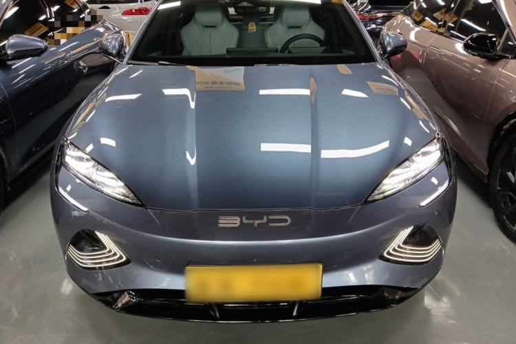 Used BYD Seal 2022 550 km Standard Range Rear-Wheel Drive Prestige Version
