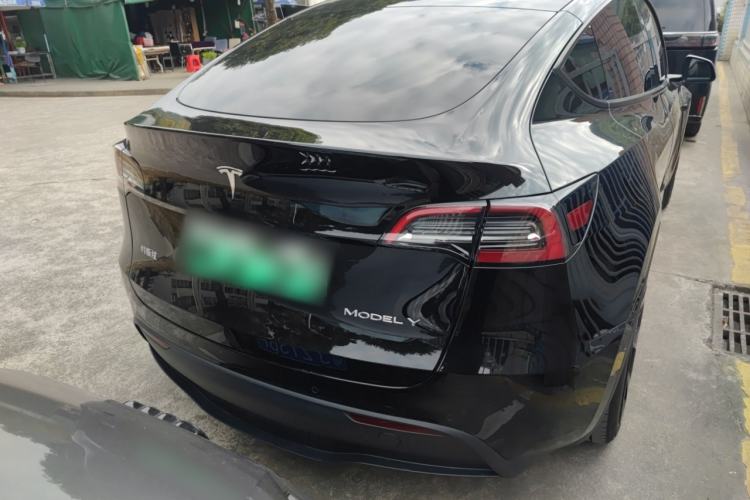 Used Tesla Model Y 2023 Rear-Wheel-Drive Version