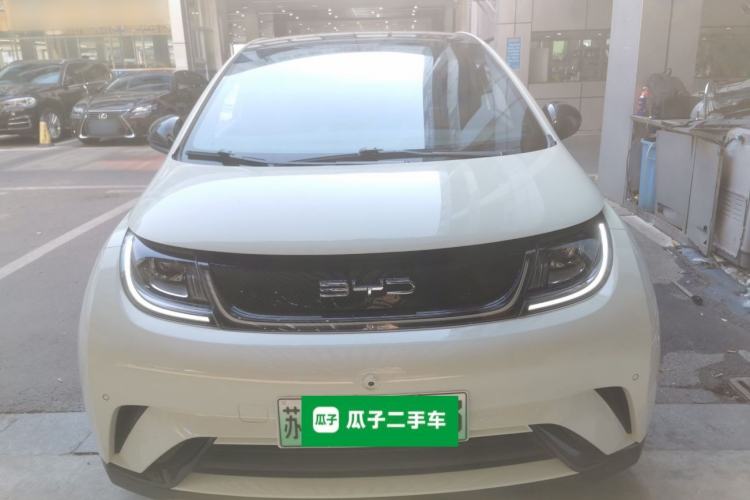 Used BYD Dolphin 2023 420 km Fashion Edition
