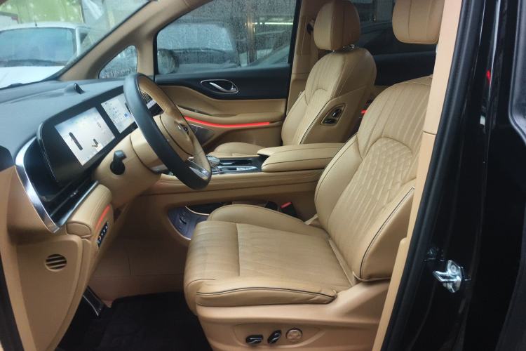 Used VOYAH Dream 2022 Low-Carbon Edition Dream+ Smart Enjoyment Package
