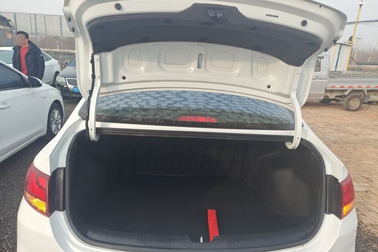 Used Hyundai Celesta 2020 1.6L Automatic GL Enjoyable Edition