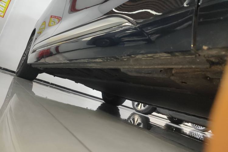 Used Denza D9 2022 EV 600 Four-Wheel Drive Flagship Model
