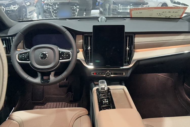 Used Volvo S90 2026 B5 Zhiya Luxury Edition
