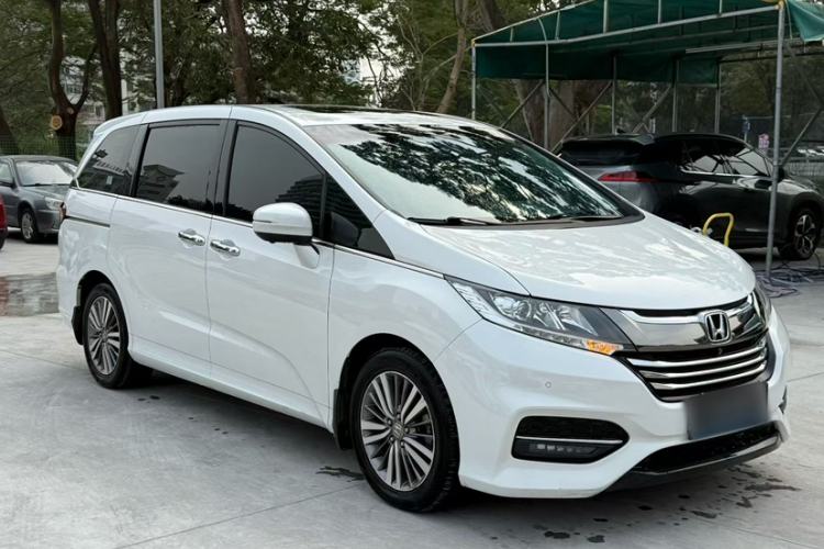 Used Honda Odyssey 2018 2.4L Luxury Edition