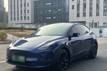 Used Tesla Model Y 2021 Long-Range All-Wheel-Drive Version