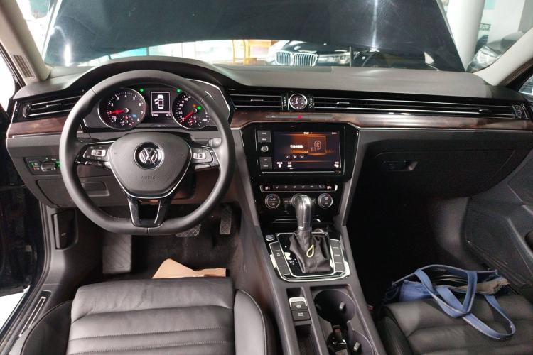 Used Volkswagen Magotan 2019 330TSI DSG Luxury Version China VI Standard
