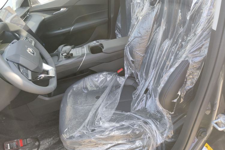 Used Changan Eado 2025 Blue Whale 1.5T 500Bar Prestige Model
