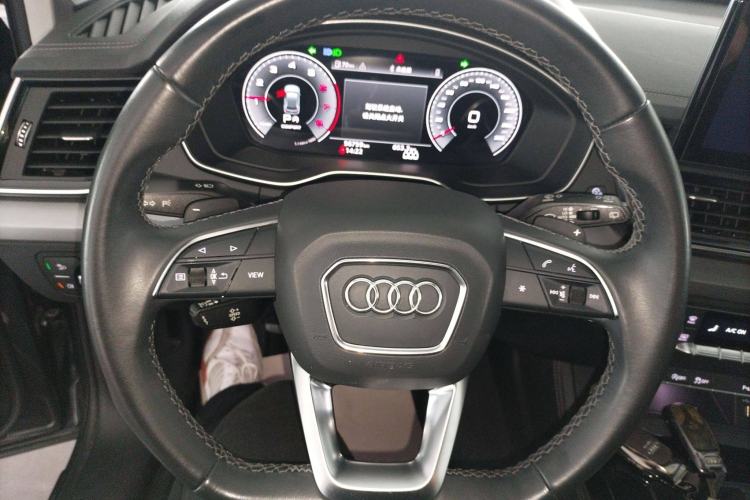 Used Audi Q5L 2022 40T Fashionable and Dynamic Model

