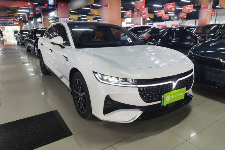 Used VOYAH PASSION 2024 PHEV Four-Wheel Drive Ultra-Long Range Executive Edition
