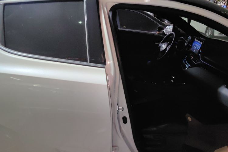 Used Toyota C-HR 2018 2.0L Luxury Edition China VI Standard