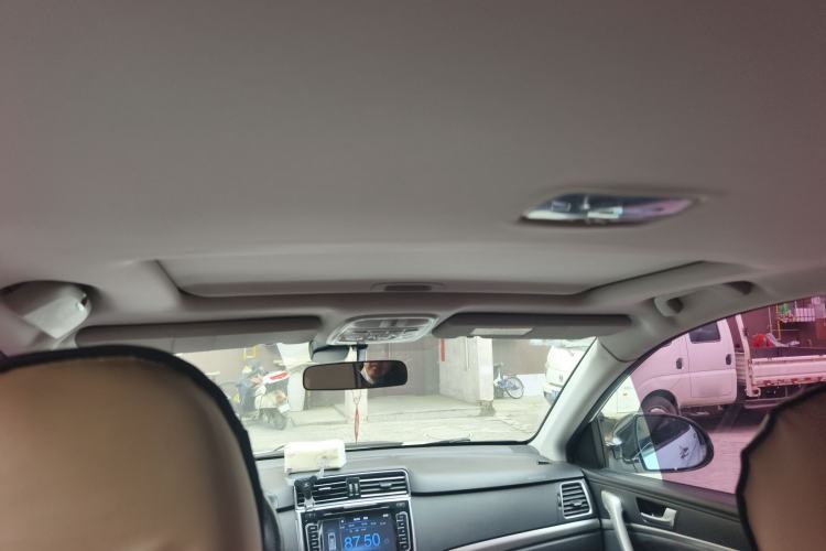 Used Haval H6 2015 Sport Edition 1.5T Automatic Two-Wheel Drive Luxury Model
