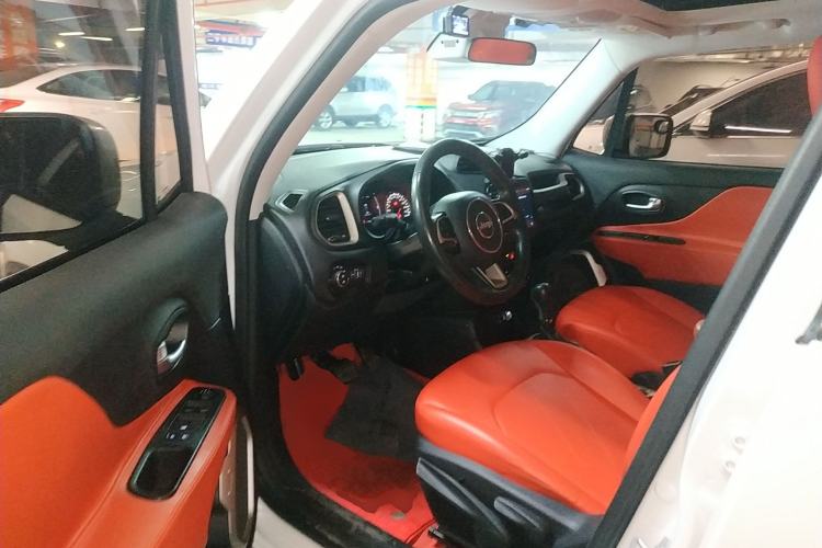 Used  Renegade 2017 180T Automatic Jingneng Edition
