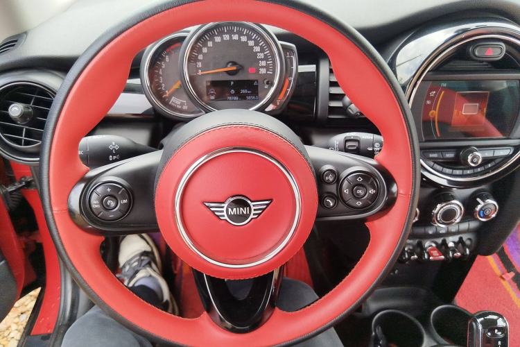 Used  MINI 2019 1.5T ONE PLUS
