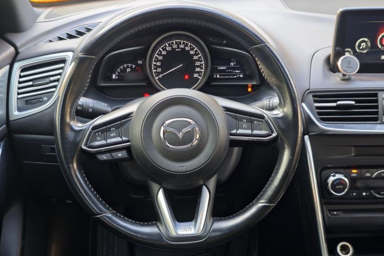 Used Mazda CX-4 2018 2.0L Automatic Two-Wheel Drive Blue Sky Premium Upgrade Version China VI Standard
