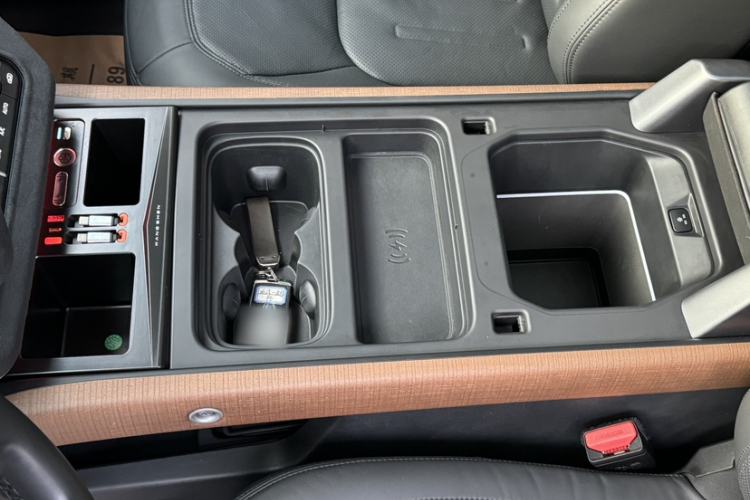 Used Land Rover Defender 2022 110 P400 Dark Edition