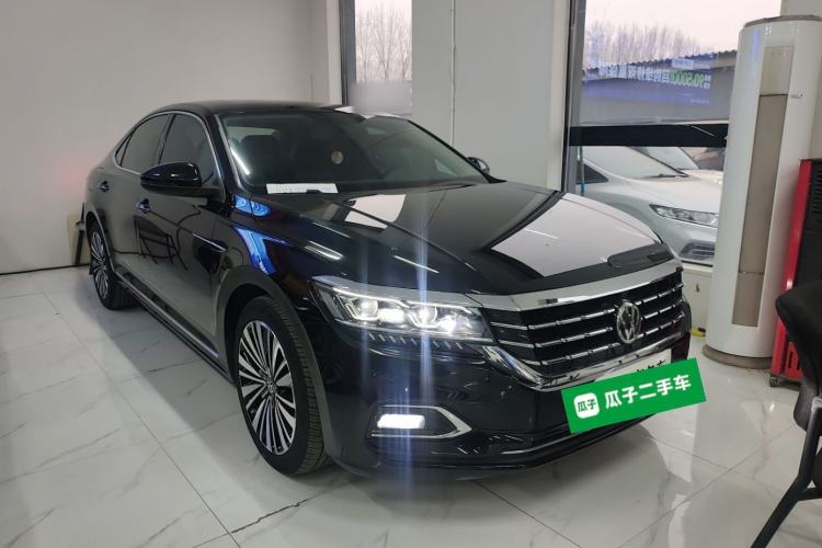 Used Volkswagen Passat 2019 330TSI Luxury Edition China VI Standard
