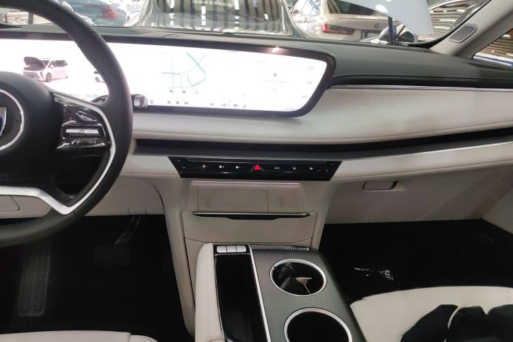 Used Buick GL8 New Energy 2024 Lu Zun Deluxe Edition 7-Seater
