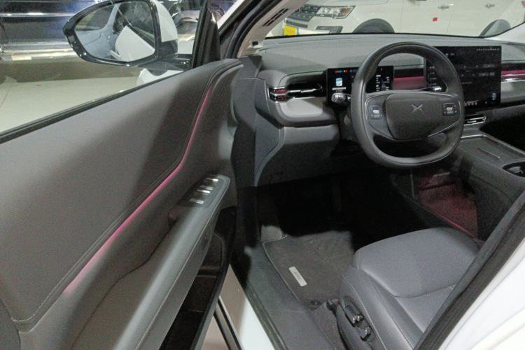 Used XPeng G6 2025 625 Long-Range Max Flagship Edition
