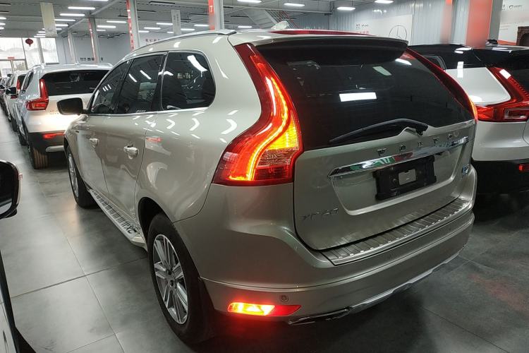 Used Volvo XC60 2017 T5 AWD Smart Upgrade Edition