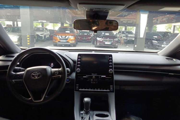Used Toyota Avalon 2019 2.0L XLE Premium Edition China VI
