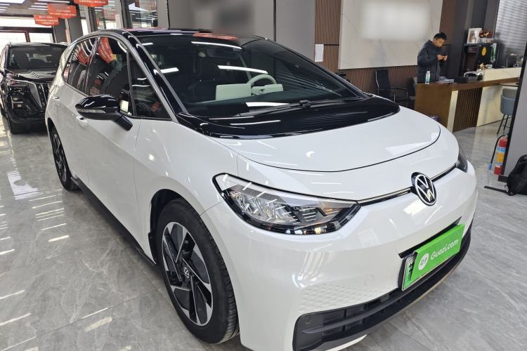 Used Volkswagen ID.3 2024 Outstanding Edition
