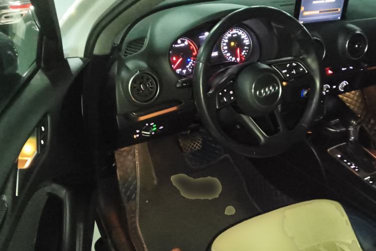 Used Audi A3 2020 Restyled Limousine 35 TFSI Ambition Version China VI
