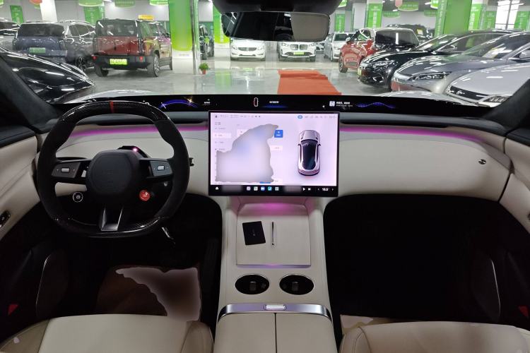 Used  YU7 2025 Ultra-Long Range High-Performance All-Wheel-Drive Max Edition
