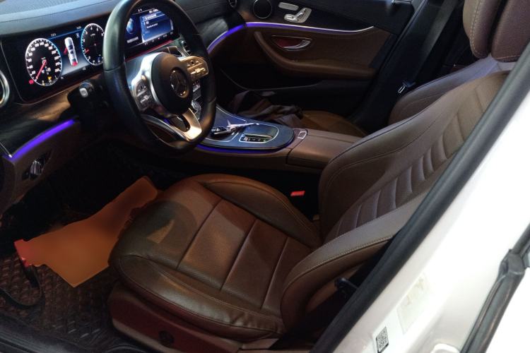 Used Mercedes-Benz E-Class 2019 E 300 L Sporty and Stylish Model
