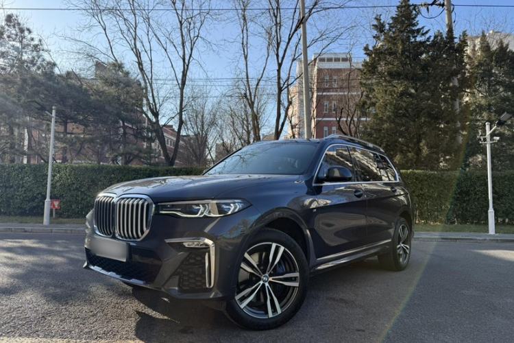 Used BMW X7 2021 xDrive40i Luxury M Sport Package