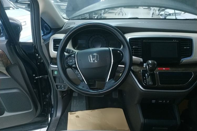 Used Honda Odyssey 2015 Revised Version 2.4L Comfort Edition

