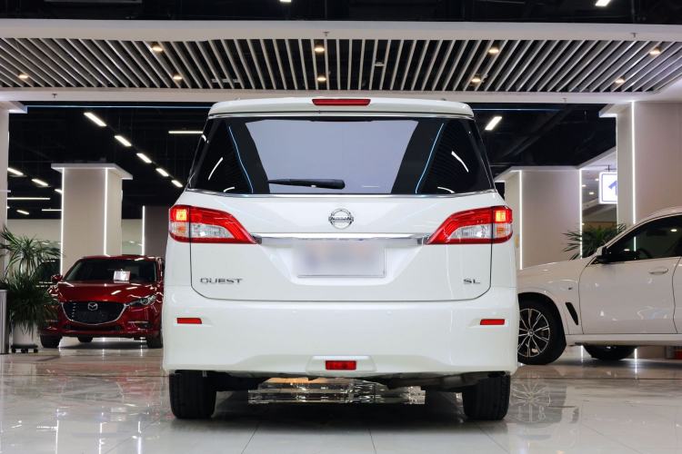 Used Nissan Quest 2015 3.5L SL
