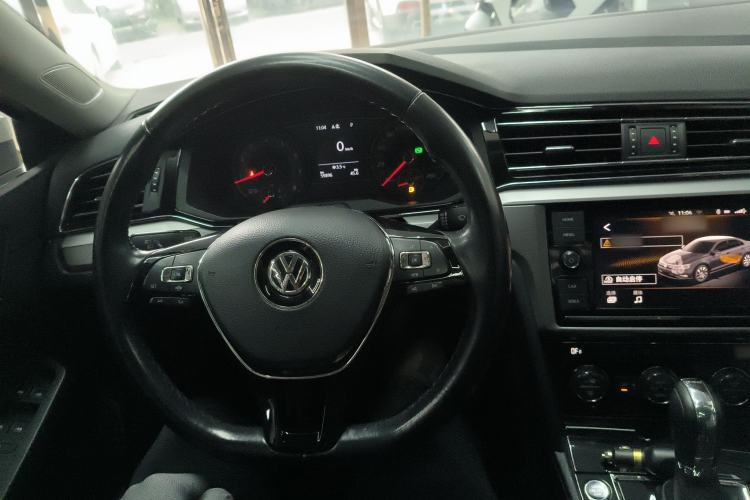 Used Volkswagen Lamando 2019 280TSI DSG Comfort Edition China VI standard
