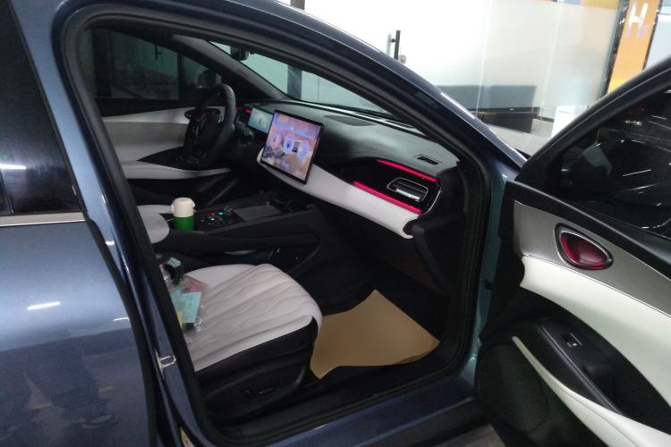 Used BYD Seal 06 New Energy 2024 DM-i 120KM Flagship Model
