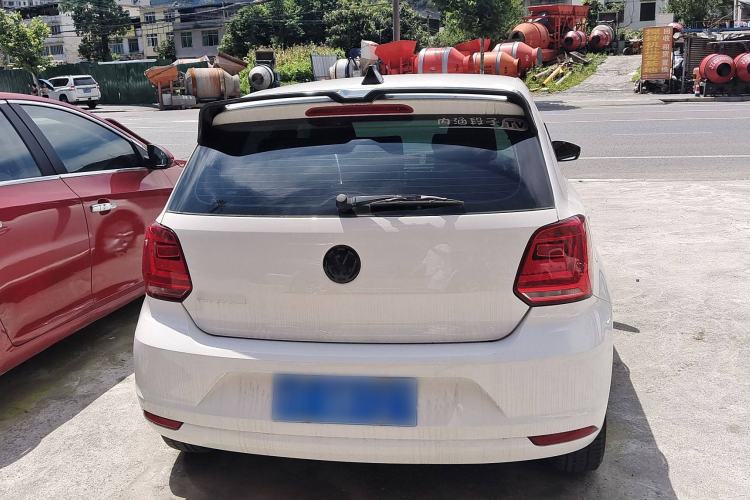 Used Volkswagen Polo 2016 1.4L Manual Fashion Model
