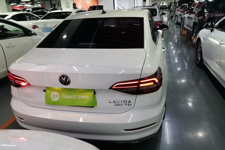 Used Volkswagen Lavida 2022 280TSI DSG Luxury Edition
