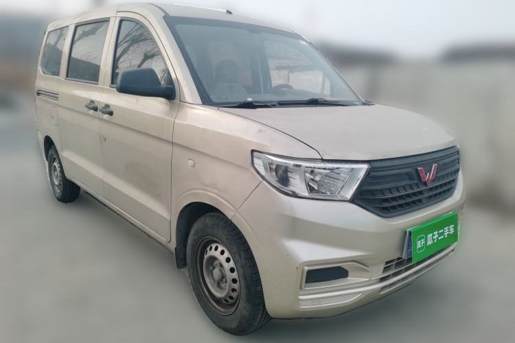 Used Wuling Hongguang V 2019 1.5L Jingqu Version China VI LAR