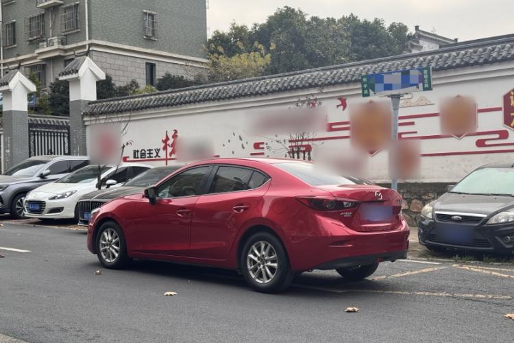 Used Mazda Mazda 3 Axela 2017 Sedan 1.5L Automatic Luxury Model Emission Standard China V
