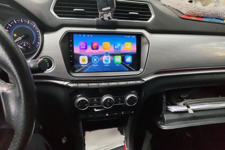 Used Haval H2 2018 Blue-Label 1.5T Dual-Clutch Two-Wheel-Drive Luxury Model
