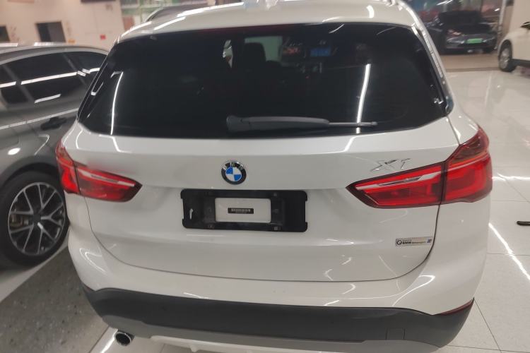 Used BMW X1 2016 xDrive20Li Luxury Model
