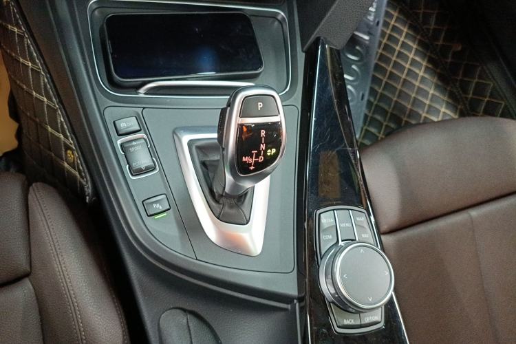 Used BMW 3 Series 2018 320Li Leading Model M Sport Package
