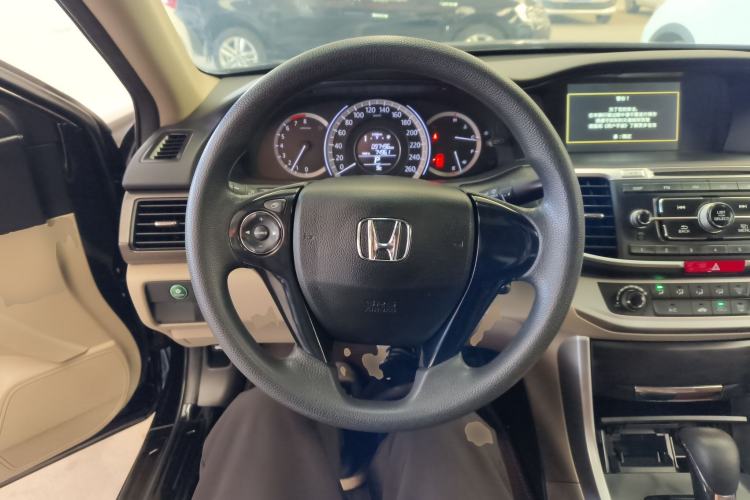 Used Honda Accord 2015 2.0L LX Comfort Edition
